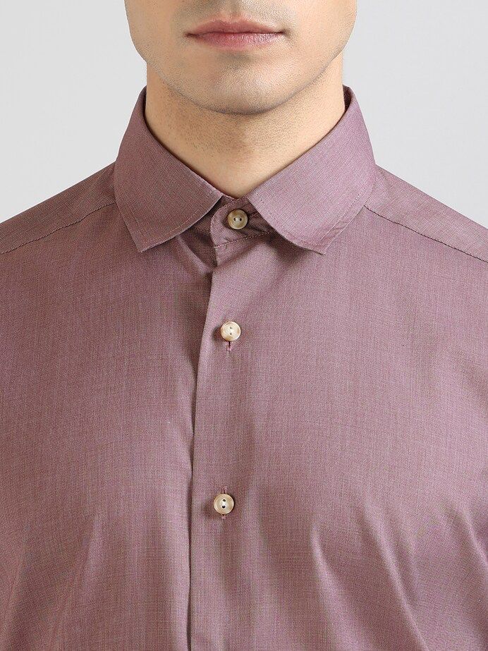 Men Burgandy Solid Formal Fit Shirt